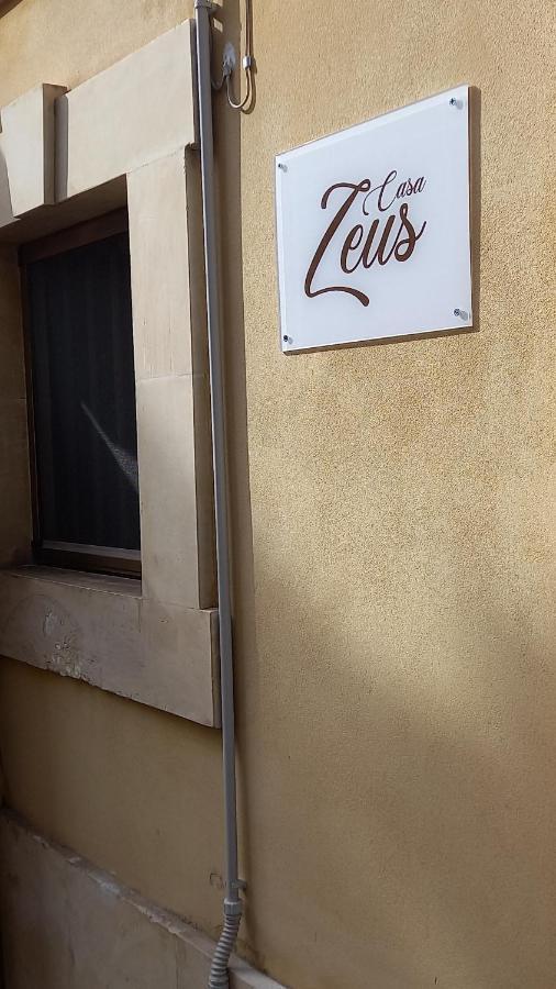 Casa Zeus * Noto